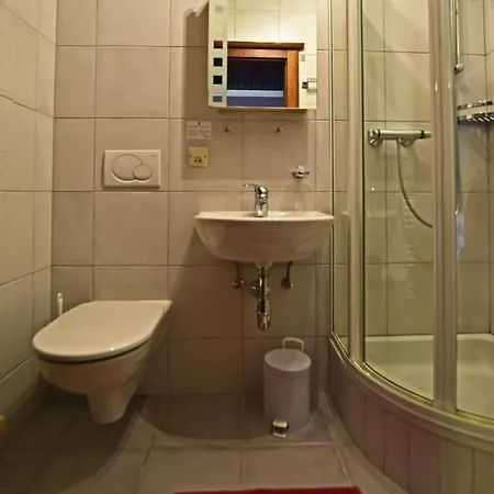 Haus Anni * روسباخ أم باس غشوت